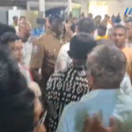 මාලිමා මන්ත්‍රී දෙදෙනෙක් පැහැර ගනියි